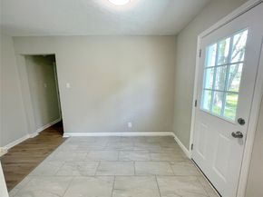 7634 Belbay Street, Houston TX 77033