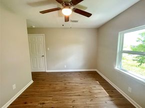 7634 Belbay Street, Houston TX 77033
