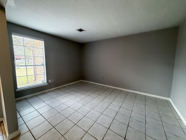 10815 Sagecrest Lane, Houston TX 77089