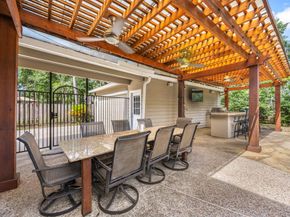 6 Windflower Place, The Woodlands TX 77381