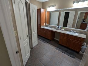 1711 Old Spanish Trail 341, Houston TX 77054