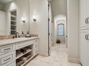 7615 Bryonwood Drive, Houston TX 77055