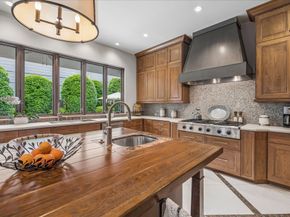 7615 Bryonwood Drive, Houston TX 77055