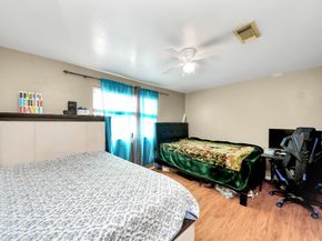 7747 Leonora, Houston TX 77061