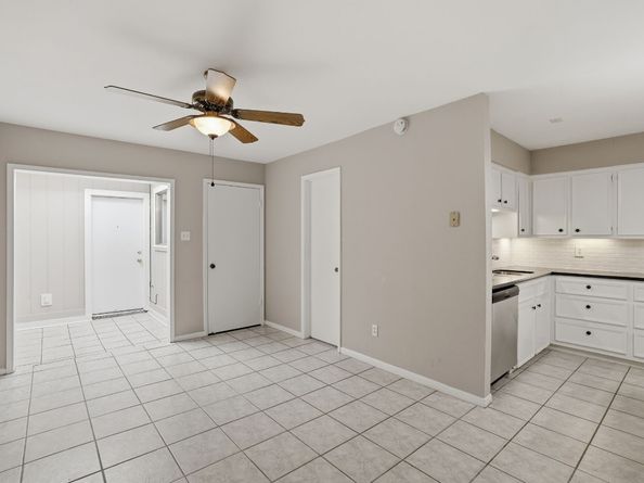 2 River Creek Way, Sugar Land TX 77478