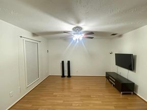 12177 Sharpview Drive, Houston TX 77072