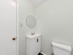 2610 Skyview Shadows Court, Houston TX 77047