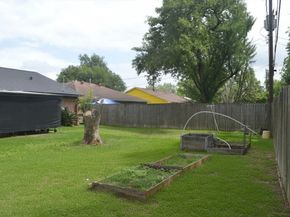 6115 Newquay Street, Houston TX 77085