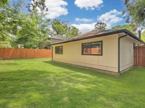 23 Summer Crest Circle, The Woodlands TX 77381