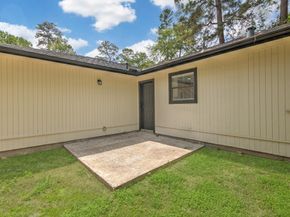 23 Summer Crest Circle, The Woodlands TX 77381