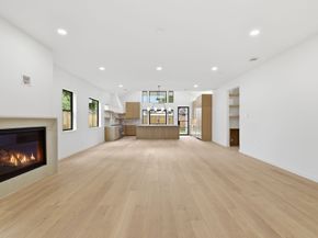 959 Althea Drive, Houston TX 77018