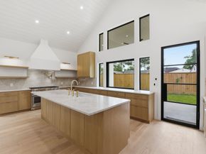 959 Althea Drive, Houston TX 77018