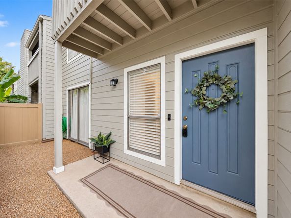 2379 Briarwest Boulevard 85, Houston TX 77077