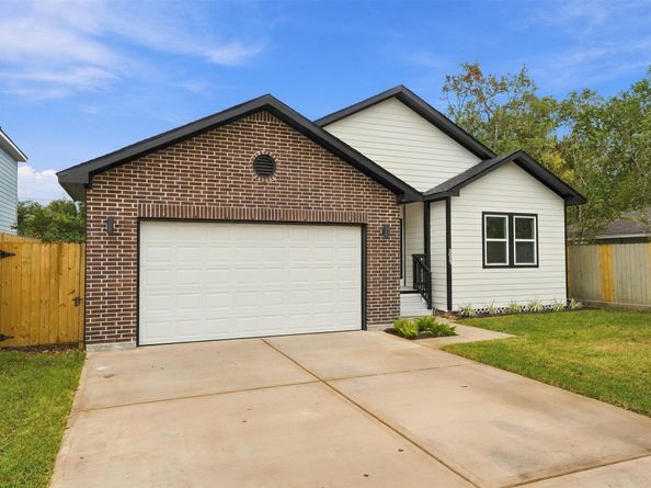 3027 Friar Point Road, Houston TX 77051