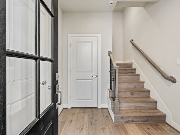 3916 Willowbend Point Drive, Houston TX 77025