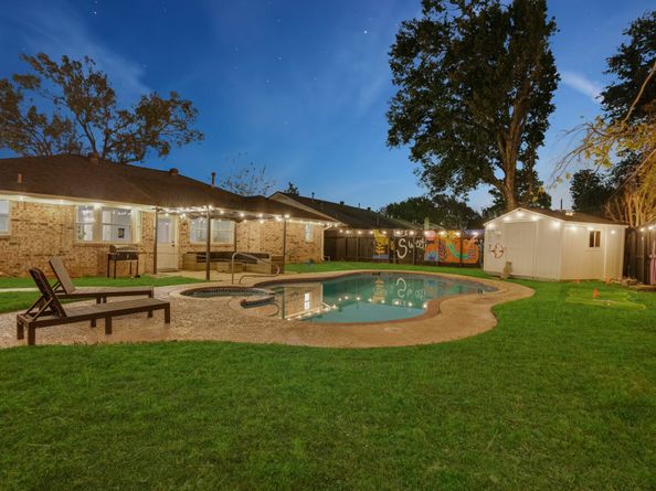 5819 Chrystell Lane, Houston TX 77092