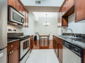 2255 Braeswood Park Drive 294, Houston TX 77030
