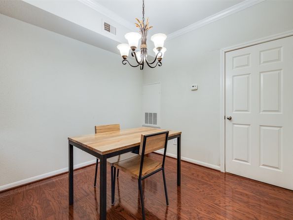 2255 Braeswood Park Drive 294, Houston TX 77030