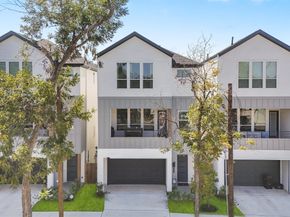 4848 Pinemont Drive, Houston TX 77092