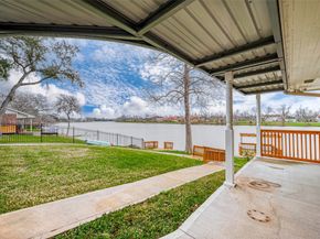 414 Lakeview Drive, Sugar Land TX 77498