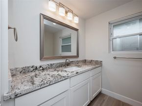 414 Lakeview Drive, Sugar Land TX 77498