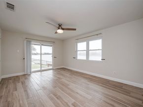 414 Lakeview Drive, Sugar Land TX 77498