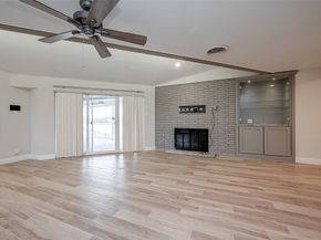 414 Lakeview Drive, Sugar Land TX 77498
