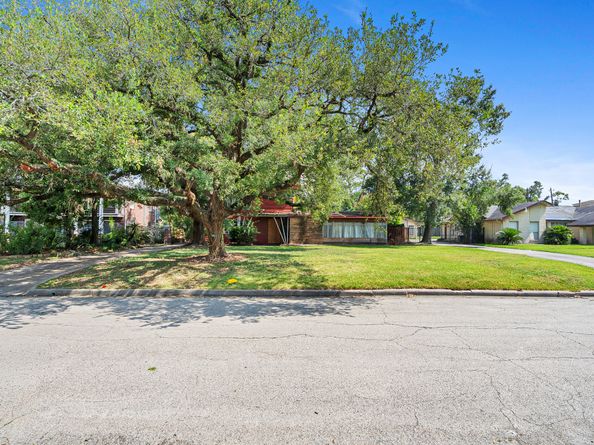 3417 Charleston Street, Houston TX 77021