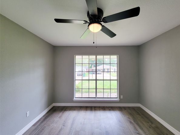 12922 Claygate Drive, Houston TX 77047