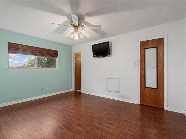122 White Cedar Street, Houston TX 77015