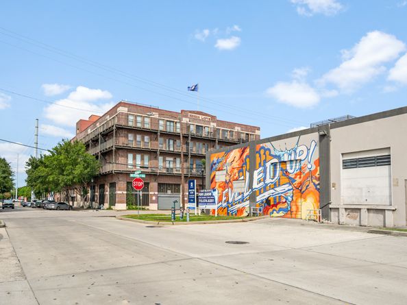 2205 Mckinney Street 412, Houston TX 77003