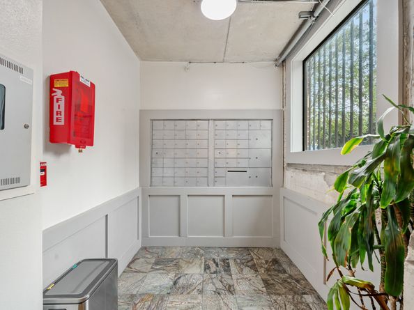 2205 Mckinney Street 412, Houston TX 77003
