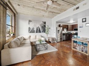 2205 Mckinney Street 412, Houston TX 77003