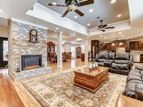 3022 Triway Lane, Houston TX 77043