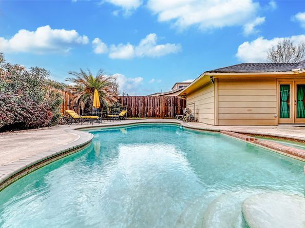 3022 Triway Lane, Houston TX 77043