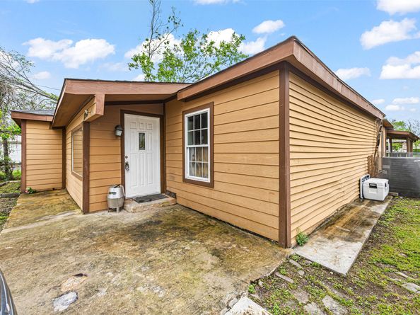 12910 Green River Drive, Houston TX 77044