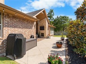 8186 Laughing Falcon Trail, Conroe TX 77385