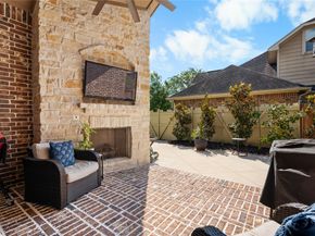 8186 Laughing Falcon Trail, Conroe TX 77385