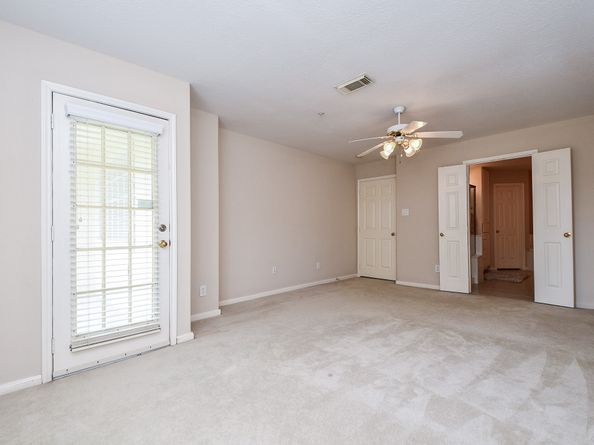 2710 Grants Lake Boulevard R5, Sugar Land TX 77479