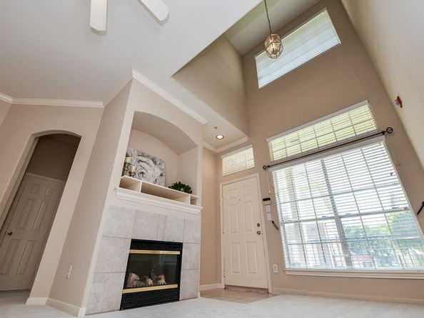 2710 Grants Lake Boulevard R5, Sugar Land TX 77479