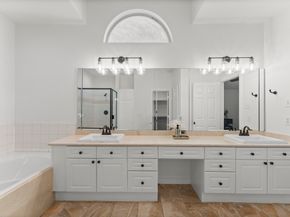 817 Rosine Street, Houston TX 77019