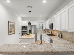 817 Rosine Street, Houston TX 77019