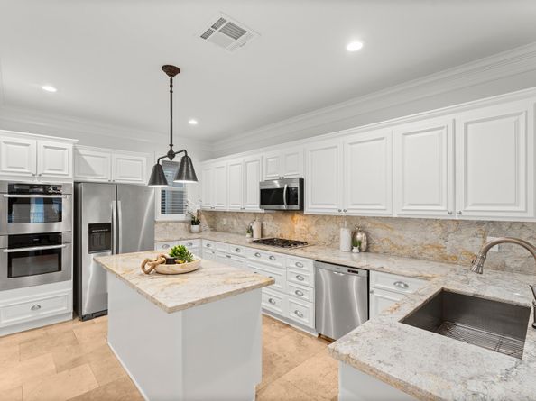 817 Rosine Street, Houston TX 77019