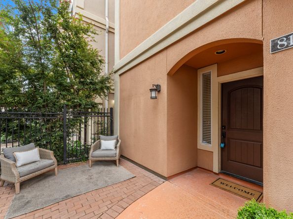 817 Rosine Street, Houston TX 77019