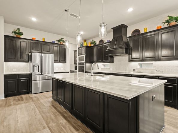 1938 Silver Creek Lane, Cedar Hill TX 75104