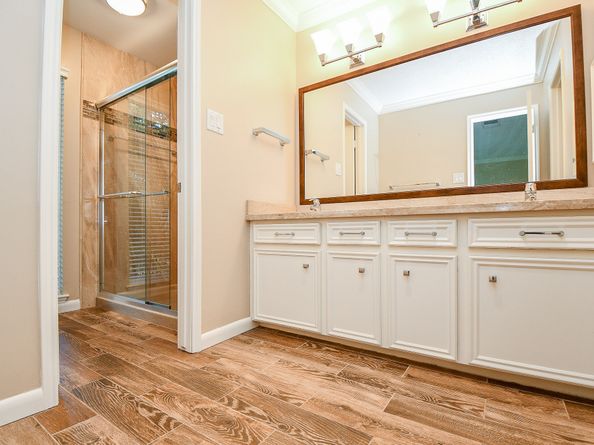 10743 Braes Forest Drive, Houston TX 77071