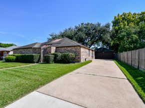 10743 Braes Forest Drive, Houston TX 77071