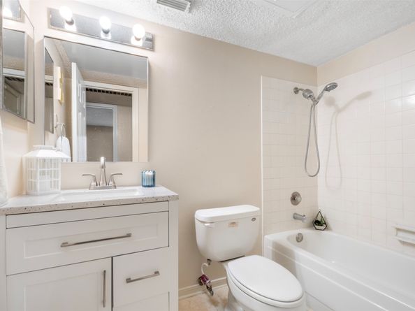 6701 Sands Point Drive 61, Houston TX 77074