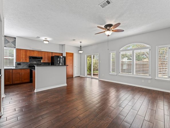 5423 Maple Square Drive, Houston TX 77339