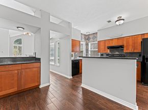 5423 Maple Square Drive, Houston TX 77339